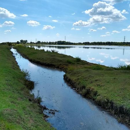 Апартаменты Watercress Barns Ситтингбурн Экстерьер фото