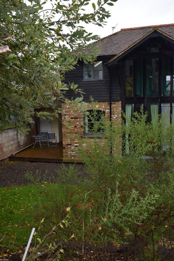 Апартаменты Watercress Barns Ситтингбурн Экстерьер фото